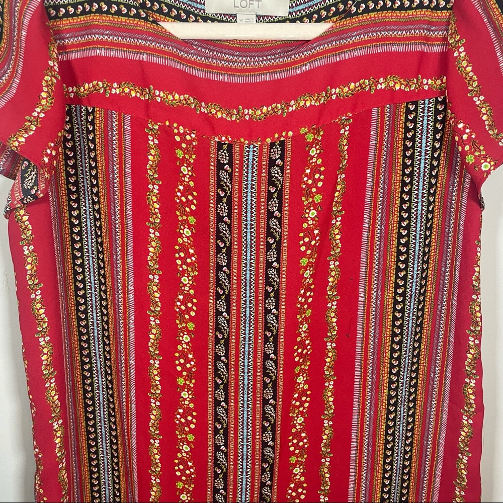 LOFT red patterned blouse - Picture 2 of 8